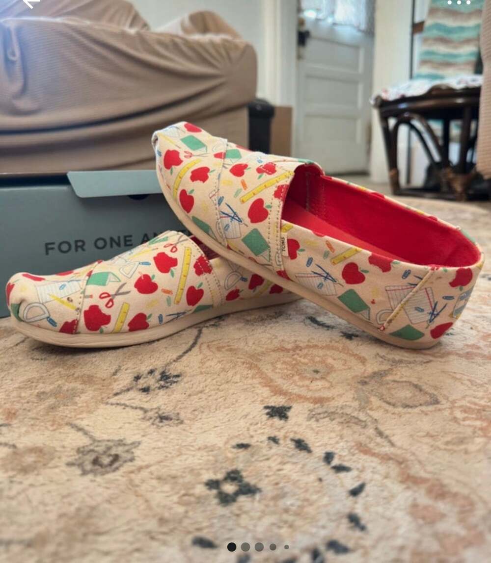 Toms Alpargata Back to School Apple Print Flats